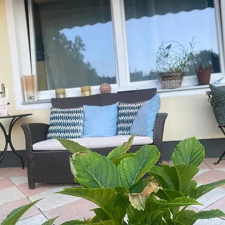 Cleo - Ein Raum - Bad Extern 公寓 Pörtschach am Wörthersee
