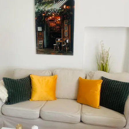 Cleo - Ein Raum - Bad Extern *