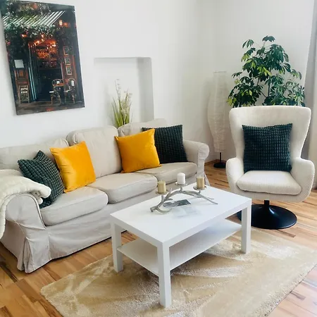 Cleo - Ein Raum - Bad Extern