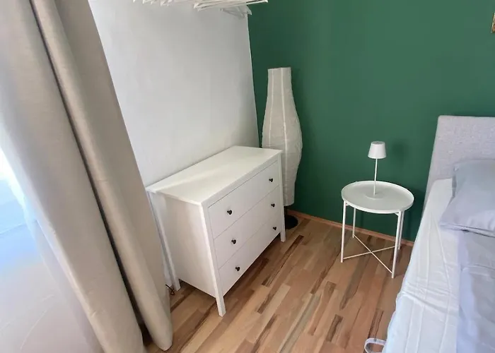 Apartament Cleo - Ein Raum - Bad Extern *