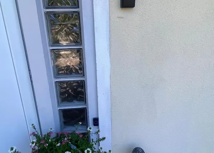 Cleo - Ein Raum - Bad Extern Pörtschach am Wörthersee