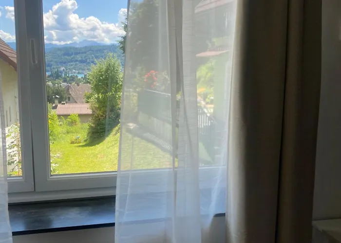 Apartment Cleo - Ein Raum - Bad Extern Pörtschach am Wörthersee